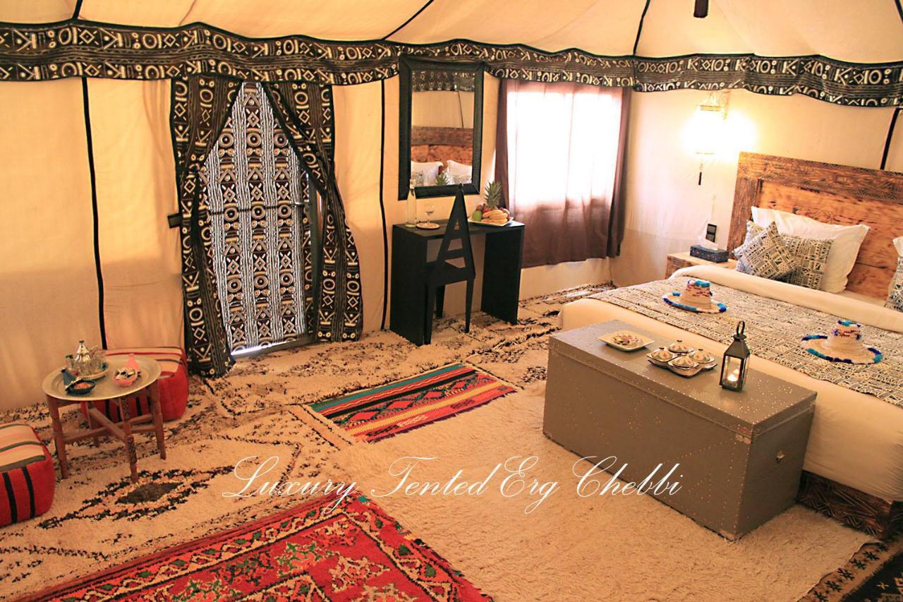 Luxury Tented Erg Chebbi Мерцуга Екстериор снимка