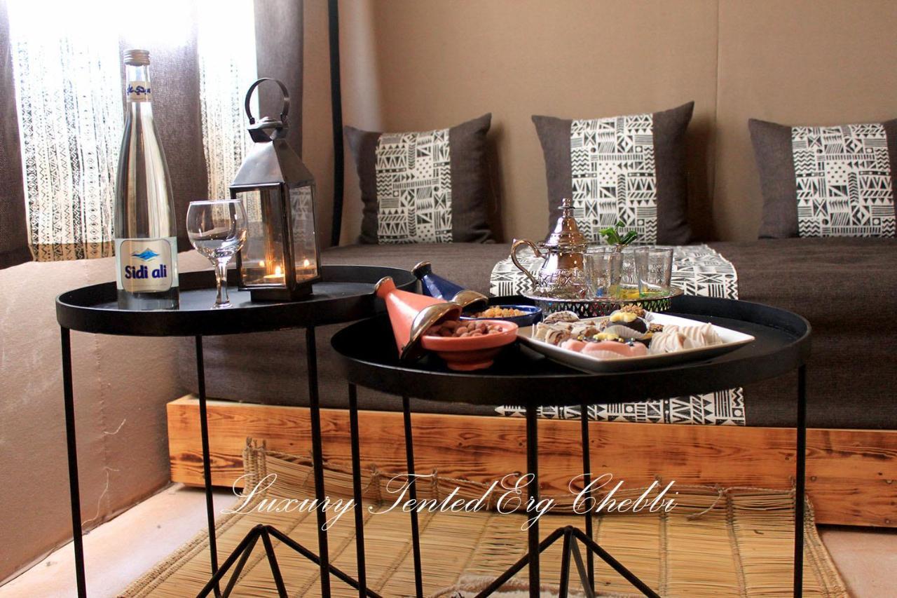 Luxury Tented Erg Chebbi Мерцуга Екстериор снимка
